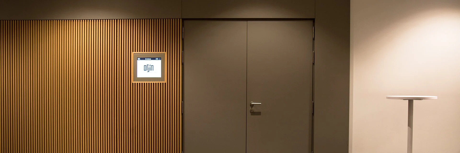 Kapı Önü Bilgi Ekranı